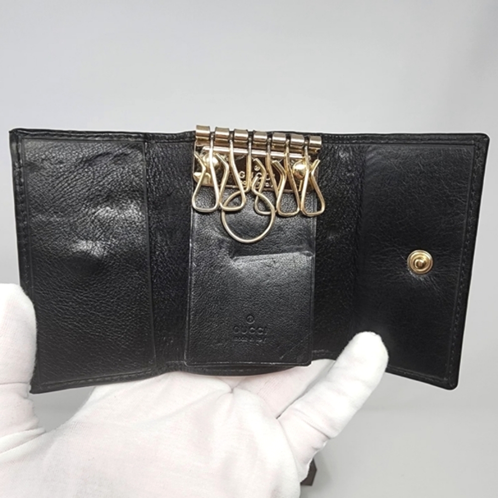 Gucci Keycase With Box - Picture 9 of 13